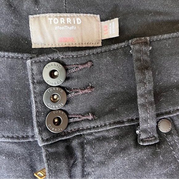 Torrid black jeans - Picture 5 of 11